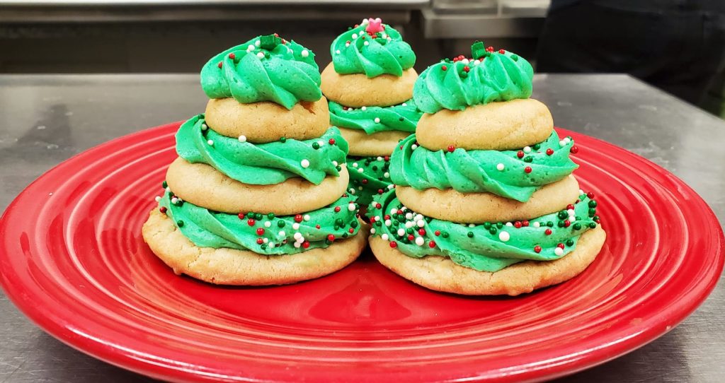 christmas cookies, assisted living, senior living, retirement community, longview wa